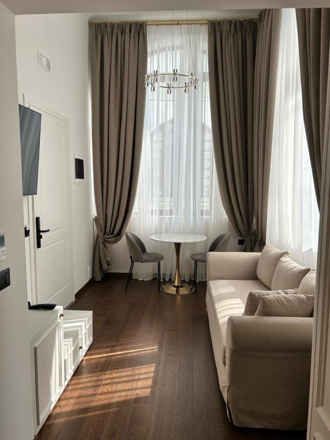 Rhodes City Jensen Luxury Suites מראה חיצוני תמונה