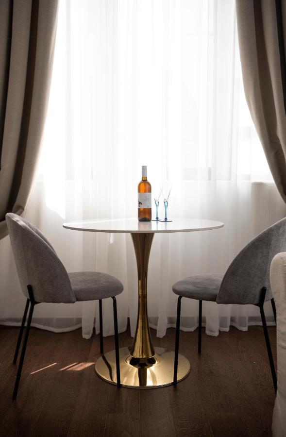 Rhodes City Jensen Luxury Suites מראה חיצוני תמונה